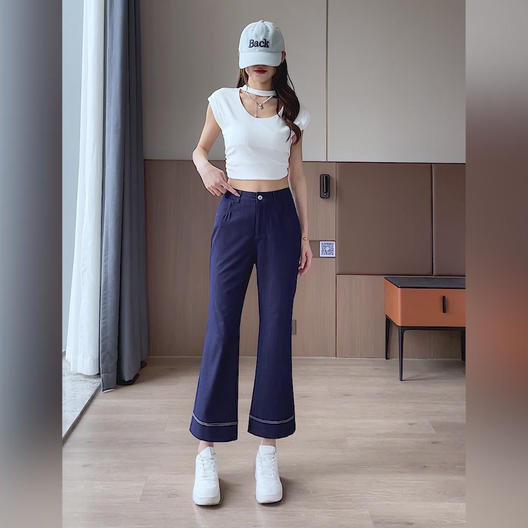 小个子福音！这条喇叭裤让我腿长两米八，但有个致命缺点...