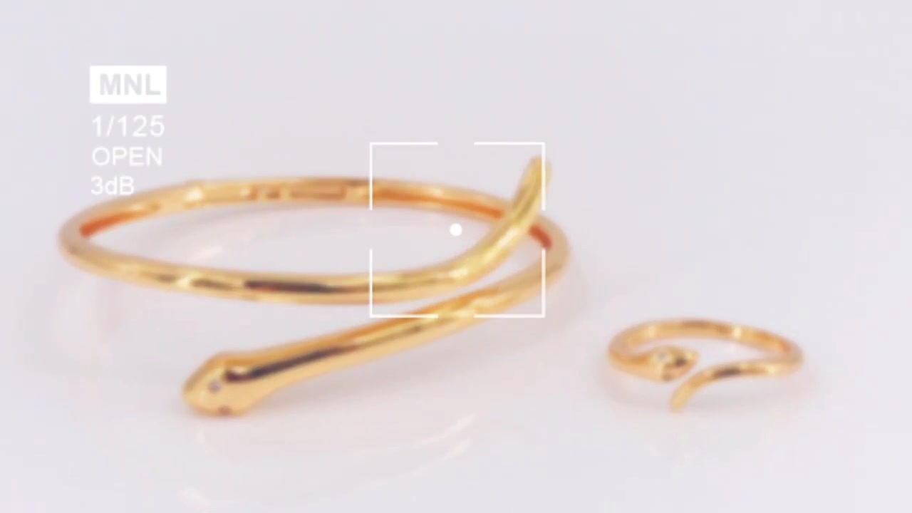 姐妹们！这个戒指真的绝了！灵蛇开口戒太有设计感了！