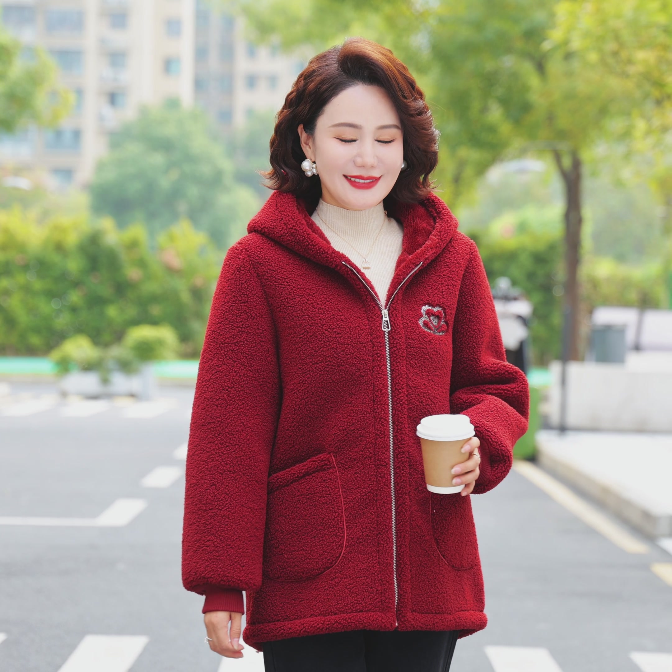 给老妈买件1298的棉服，值不值？我替你们试过了