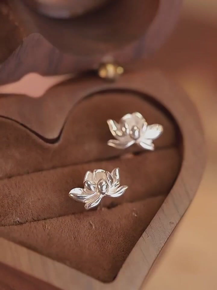 拧螺丝气质？这朵莲花耳饰让我体验了一把古风高级感