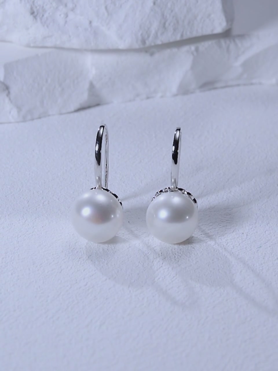 佰色传情珍珠耳环：当S925银遇上淡水珍珠，这波优雅我冲了！