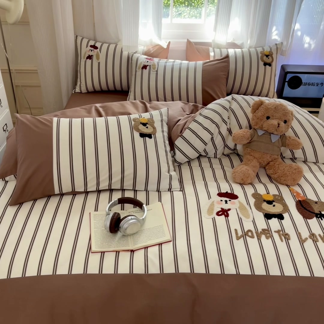 逸茉YiMo卡通毛巾绣四件套：学生党宿舍的“可爱陷阱”？