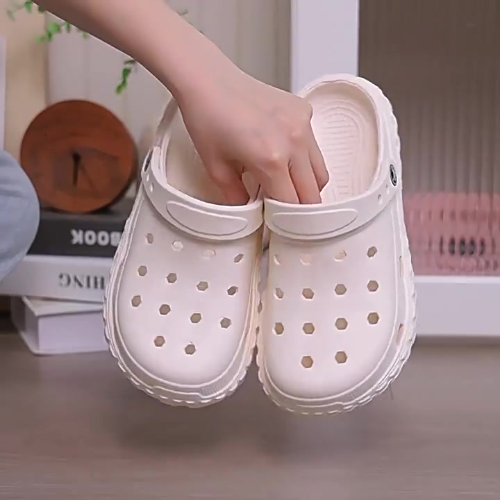 69块买来的快乐！牧萌洞洞鞋实测：防滑又软乎，但有个小bug