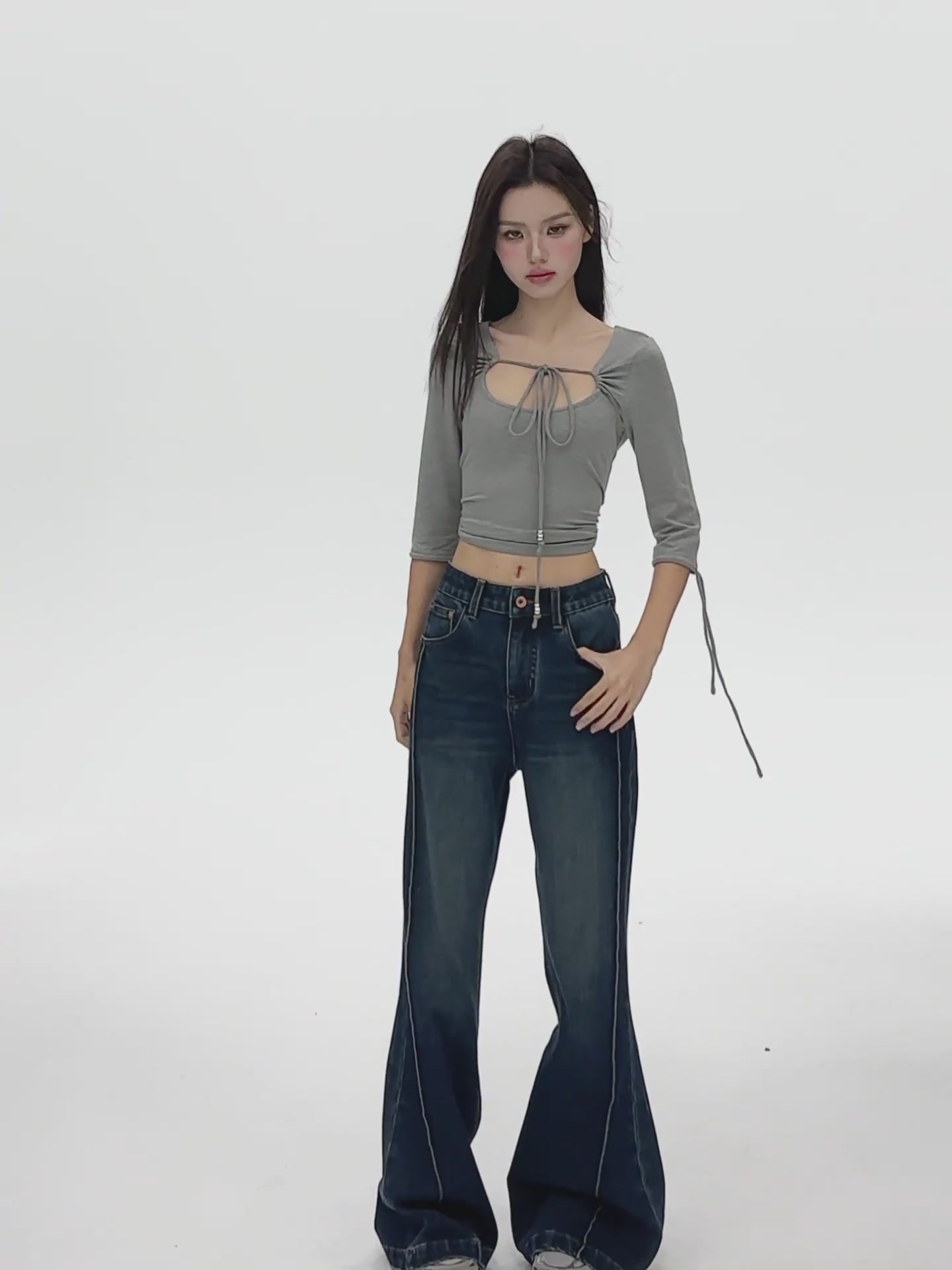 这条拼接喇叭裤，我愿称之为显瘦天花板！