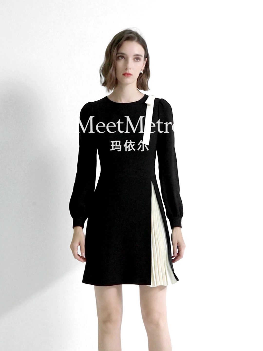 穿上它，我成了朋友圈的焦点！MeetMetro蝴蝶结小黑裙测评