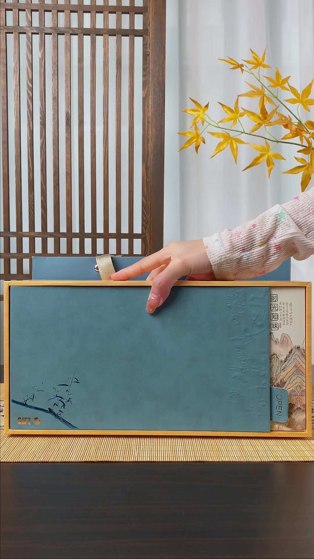 糯香普洱碎银子，送礼自饮两相宜：杰盈古树茶化石体验记