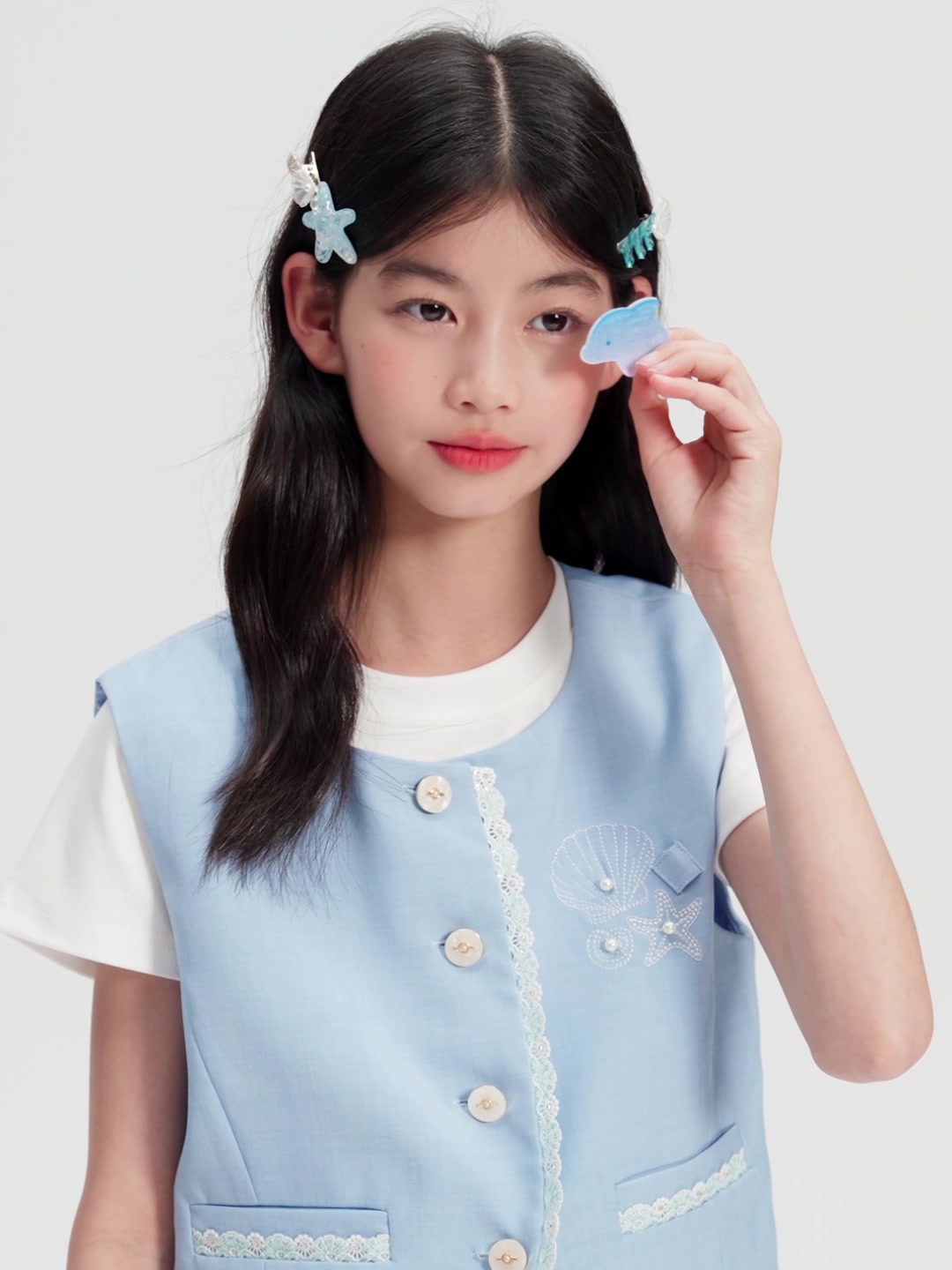 Barry Banny 女童马甲背心：蕾丝与童真的春日协奏曲