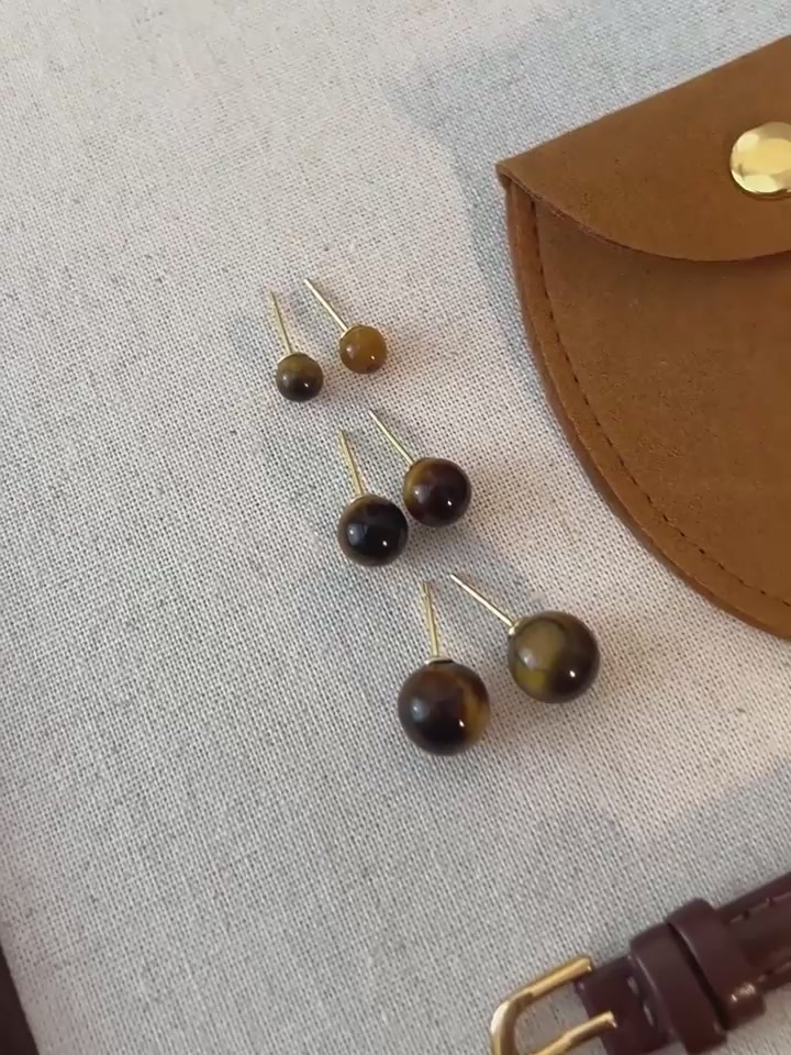 DTOTO 999足银复古圆球耳钉：美拉德风的高级感，值不值这个价？