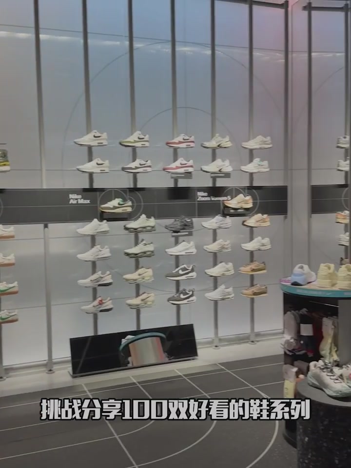 耐克空军一号低帮板鞋开箱：鞋盒破损，但鞋子本身依旧经典