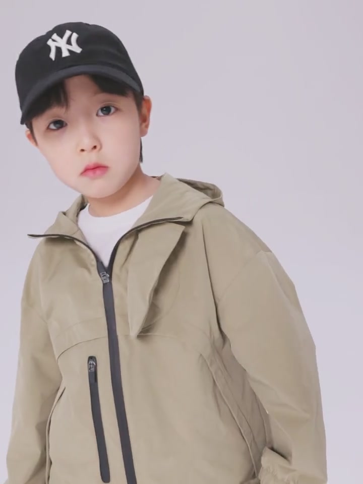 左西童装冲锋外套评测：629元买来的秋冬潮童装备，值不值？