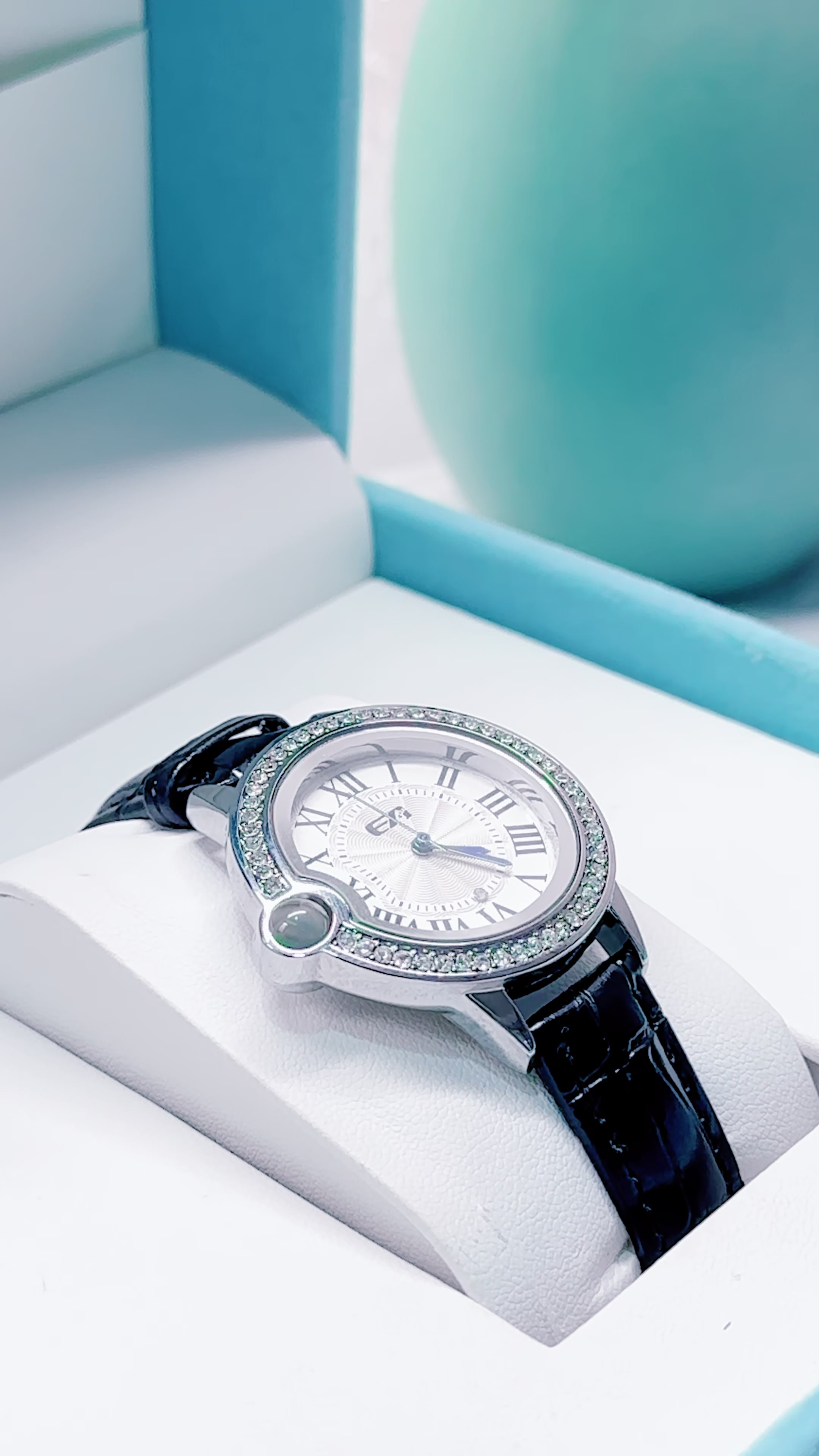 小黄鸭童鞋：不只是可爱，更是贴心守护