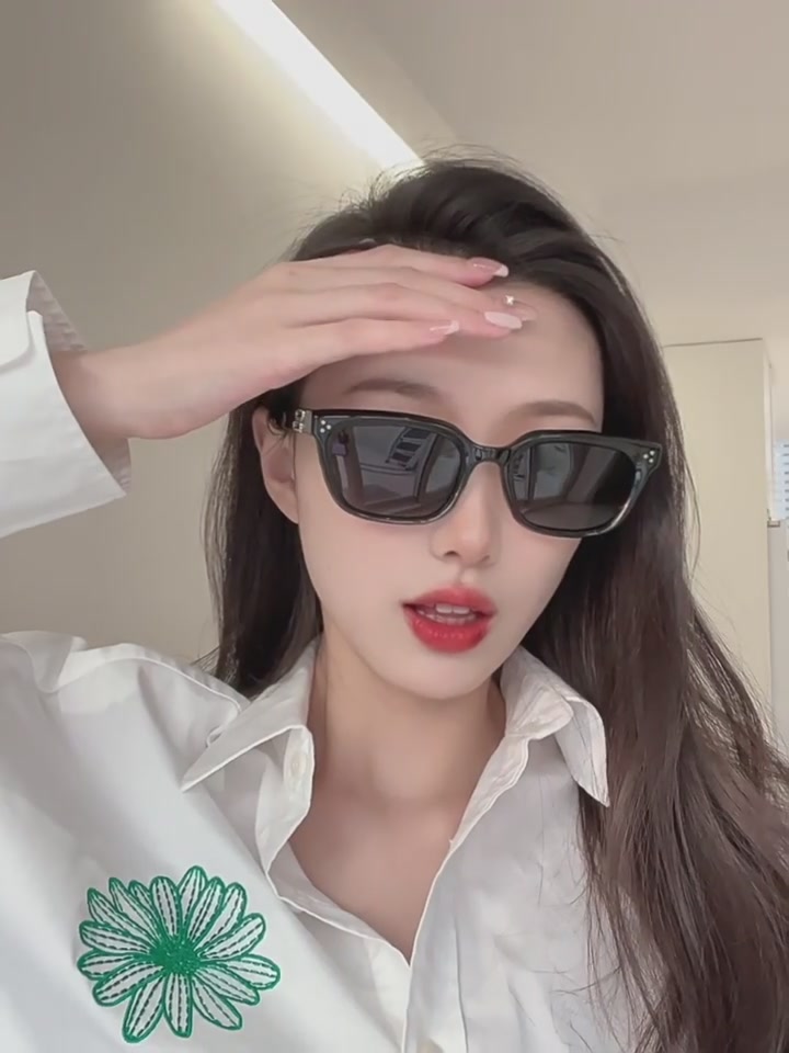 蓝婷凯丝Lightingkiss方框偏光太阳镜：戴上它，我就是街拍女王！