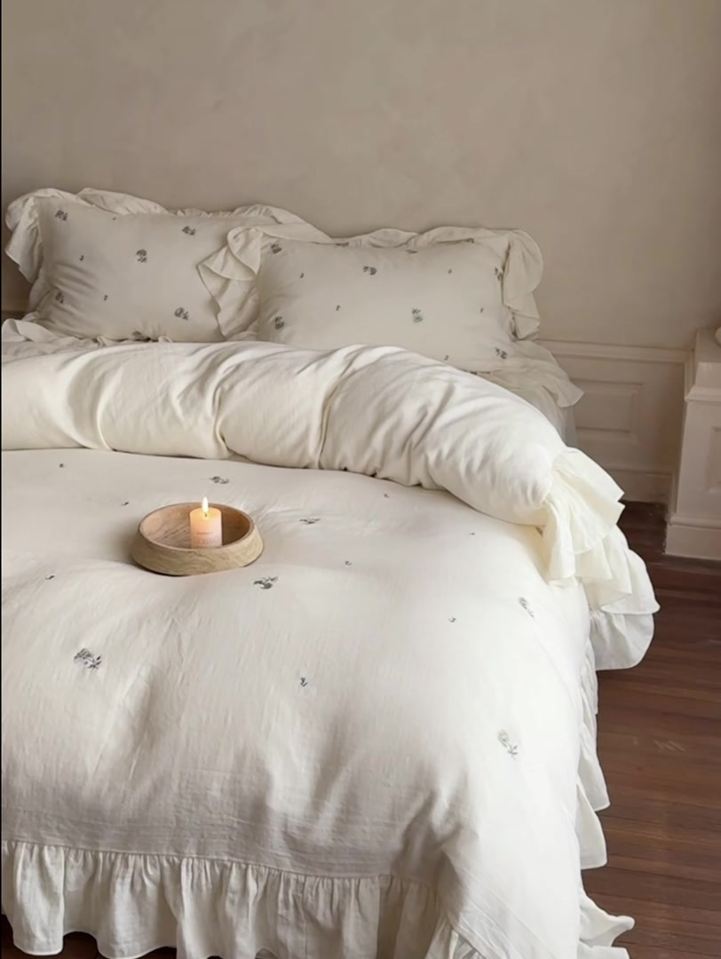 公主风四件套开箱！奶白色刺绣荷叶边也太仙了吧✨