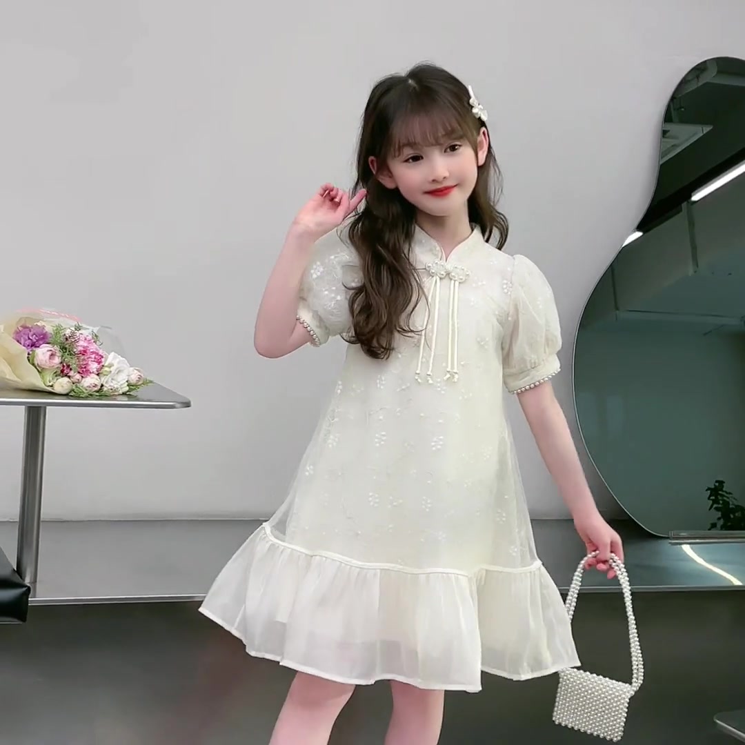 穿上这件汉服，我家小公主直接穿越成国风顶流！