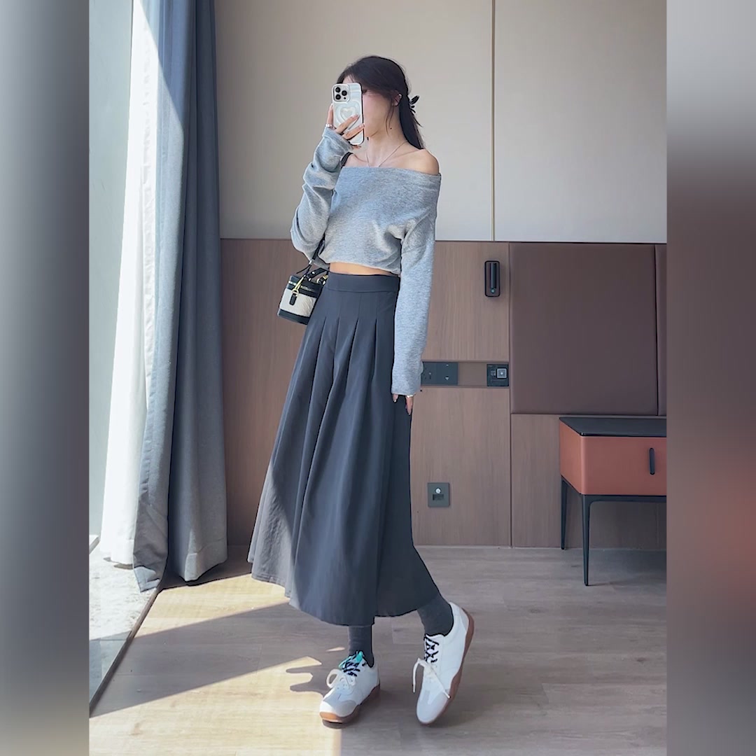 这条半身裙让我在春天里“显瘦”又“显眼”，但299元值不值？