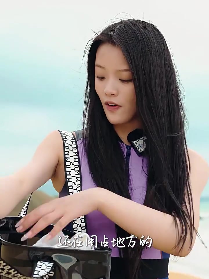 给妈妈买的刺绣开衫,她穿上后开心得像个孩子🌸 第3张图片