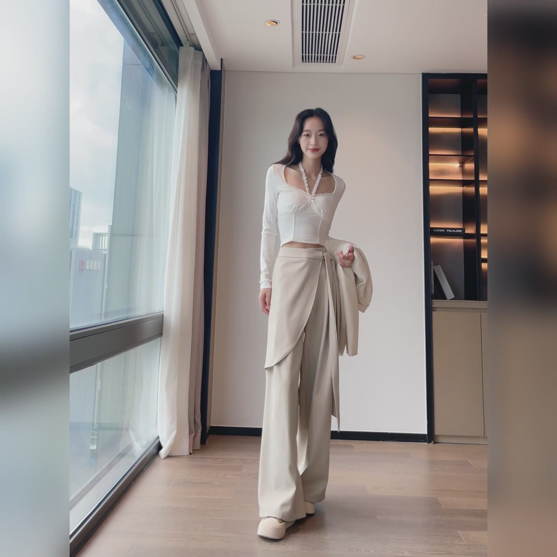 这条西装裙裤让我又爱又恨！K家不规则绑带设计绝了，但298元值不值？