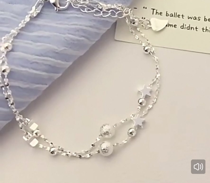 戴上它，仿佛把星星戴在手腕上——nome双层磨砂小圆球星星手链体验