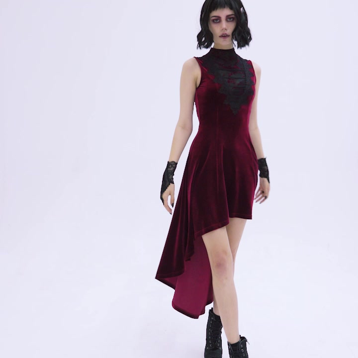 哥特金丝绒的华丽冒险：PUNK RAVE 宫延风绑带裙体验