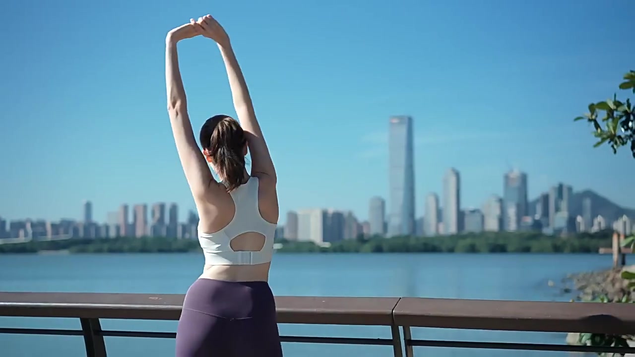 夏日黑科技!哈杰布雷特挂脖风扇实测,半导体制冷真能降温?