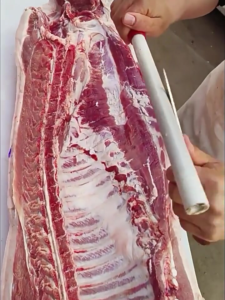 这把剔骨刀，让我秒变厨房屠夫！