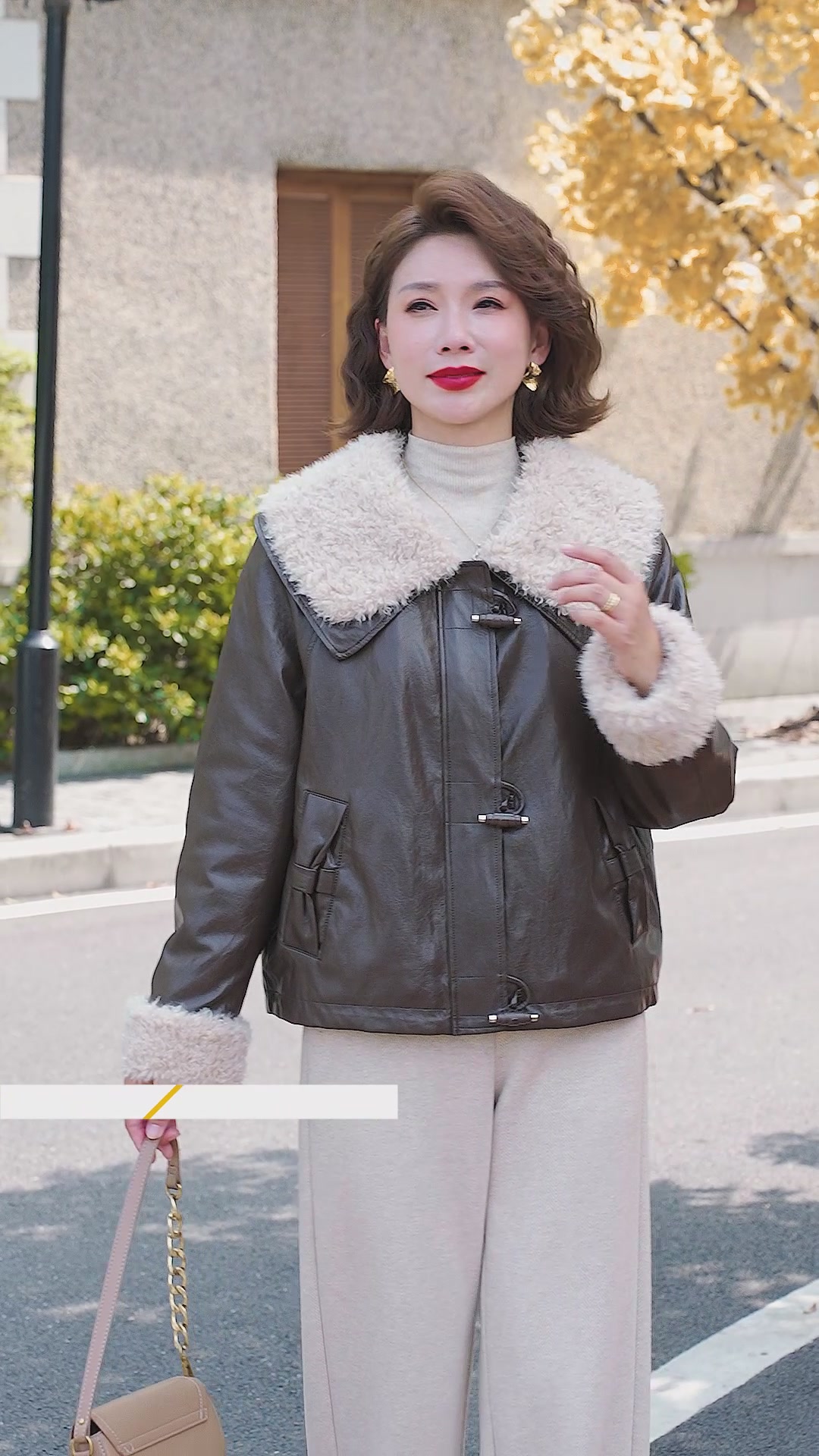 给老妈买的仿皮衣外套，这钱花得值不值？