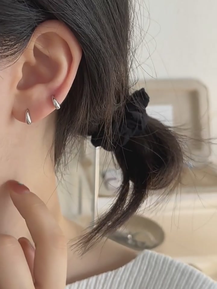 DTOTO 925银水滴耳钉：简约风里的“小确幸”，值不值这个价？