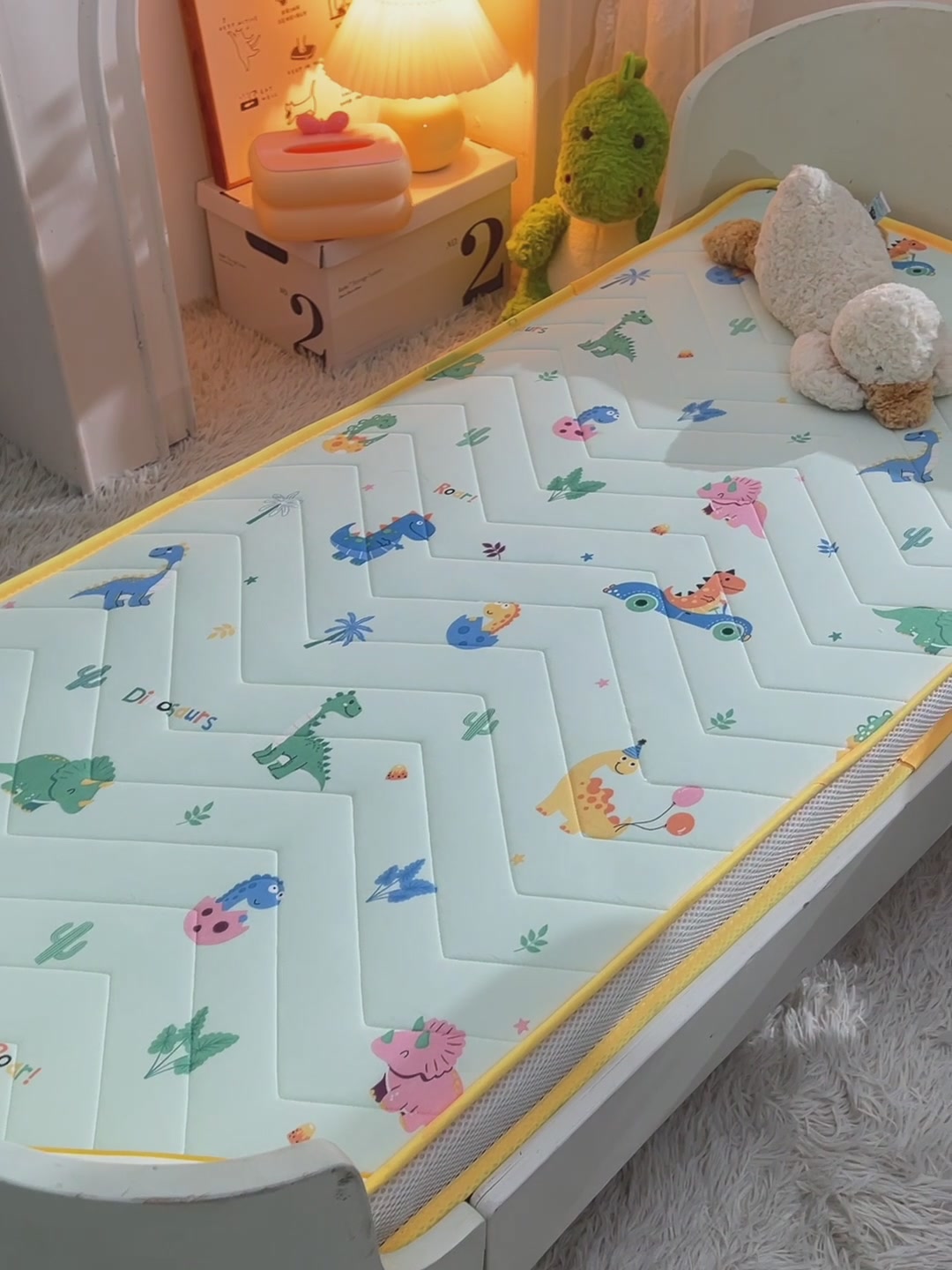 浪莎儿童乳胶床垫：宝宝睡得好，妈妈才安心