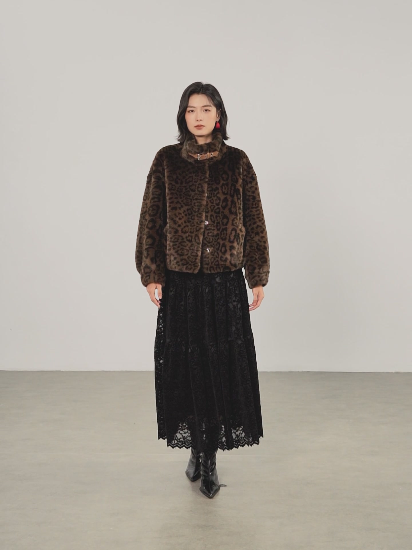 独处时光的温暖守护，这件豹纹外套让我爱上冬天❄️