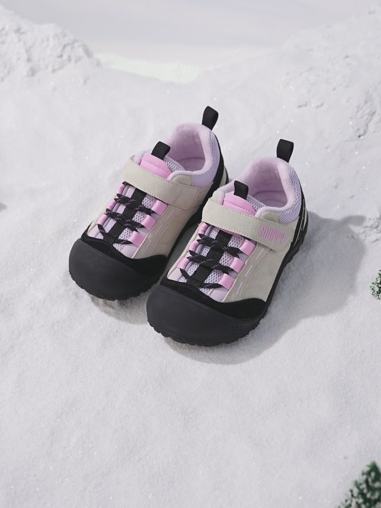 斯纳菲女童运动鞋测评：冬季保暖与舒适度的完美平衡