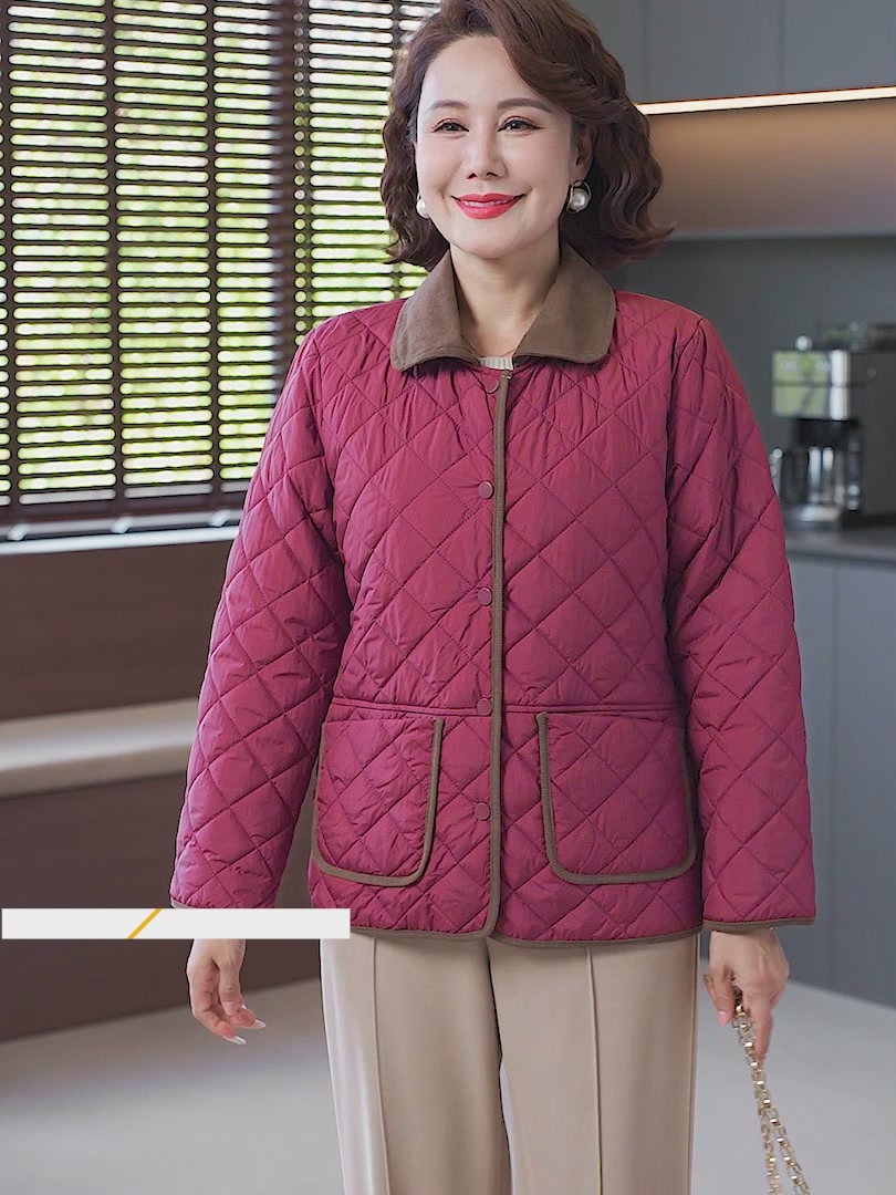 给妈妈买的这件芳淘外套，她穿上后整个人都精神了