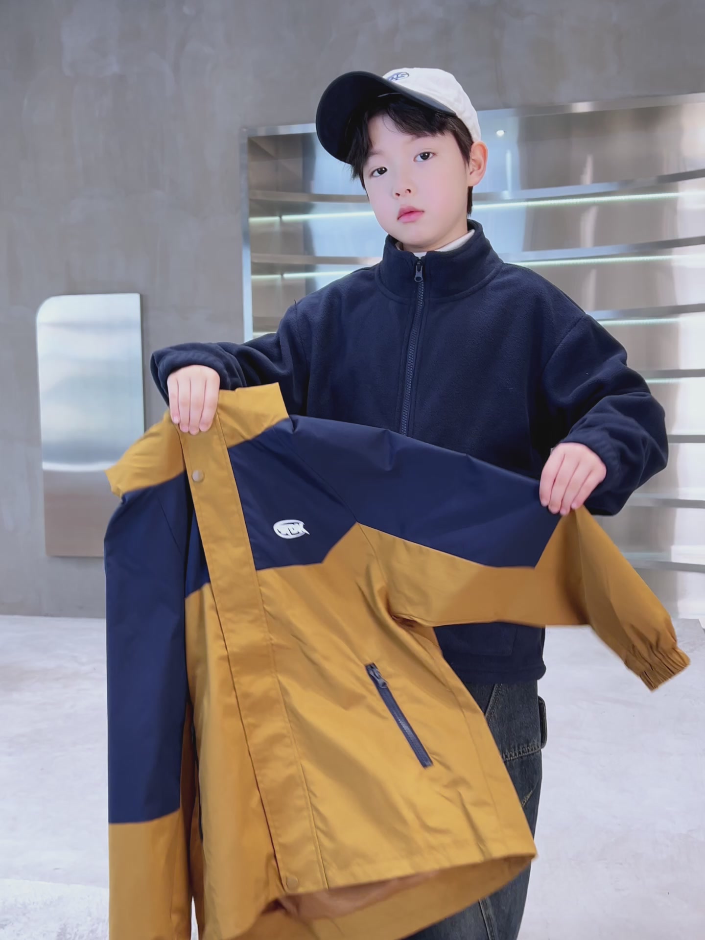 Camkids冲锋衣测评｜399元三合一冬装，我家小暖男直呼‘真香’！