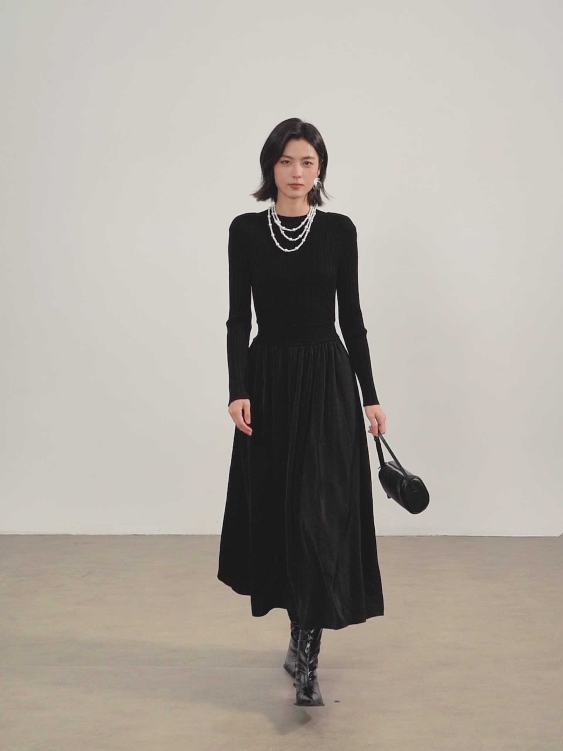 佧茜文羊毛拼接连衣裙：花999元买来的“温暖与尴尬”并存体验