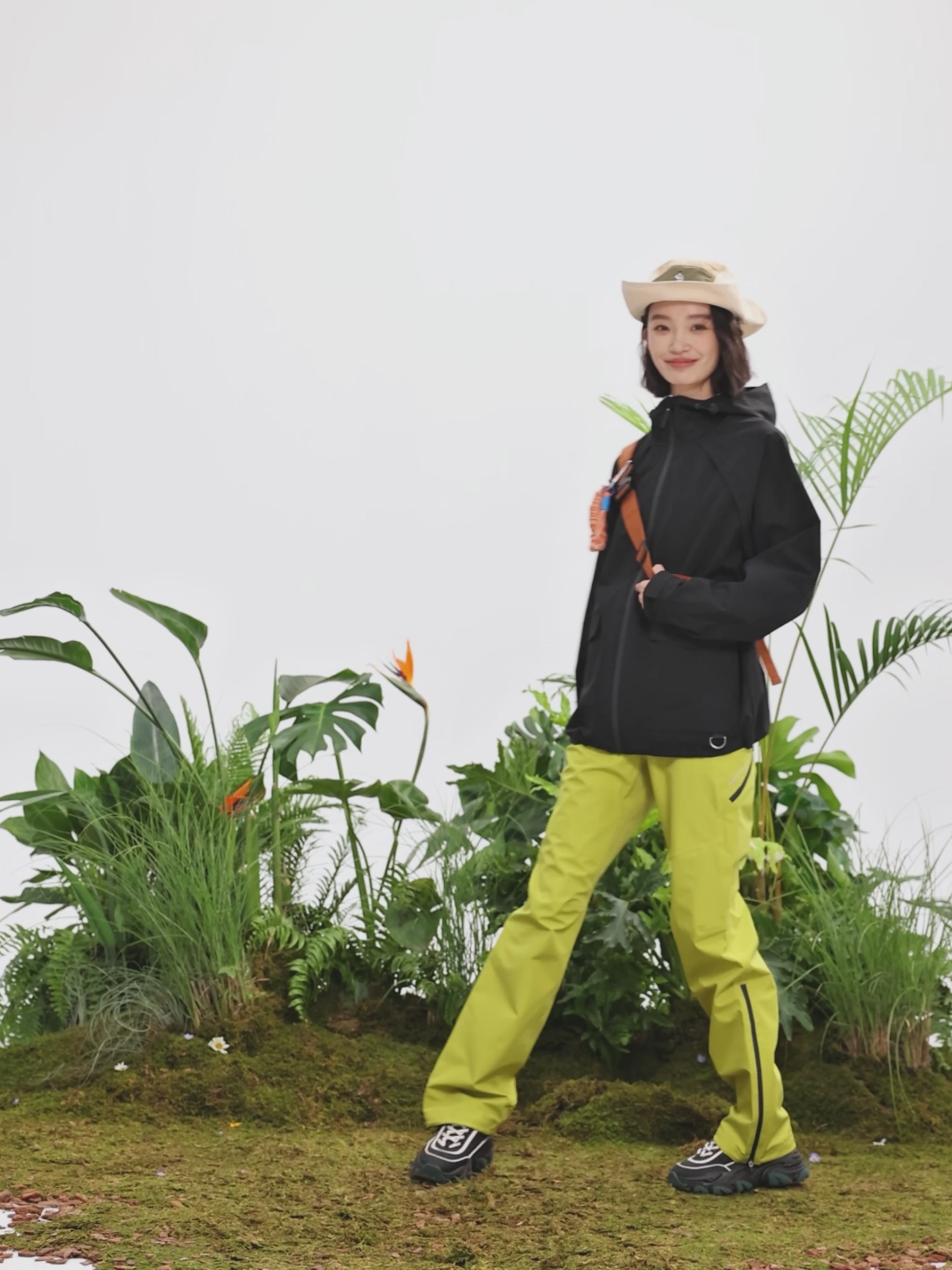 姐妹们！这条冲锋裤真的绝了！