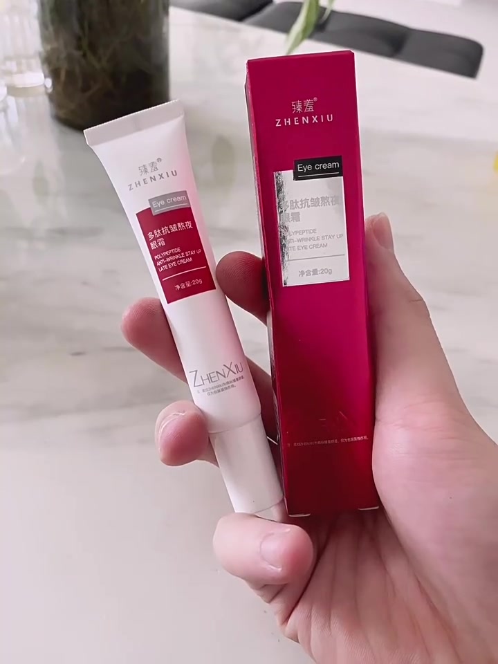 冬日的优雅守护者：晚白ONEBUYE毛呢半裙体验记