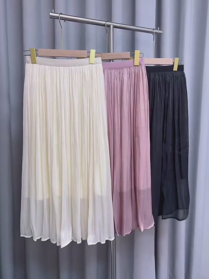 这条流光珠光半身裙，让我在夏天找到了仙女的自信！